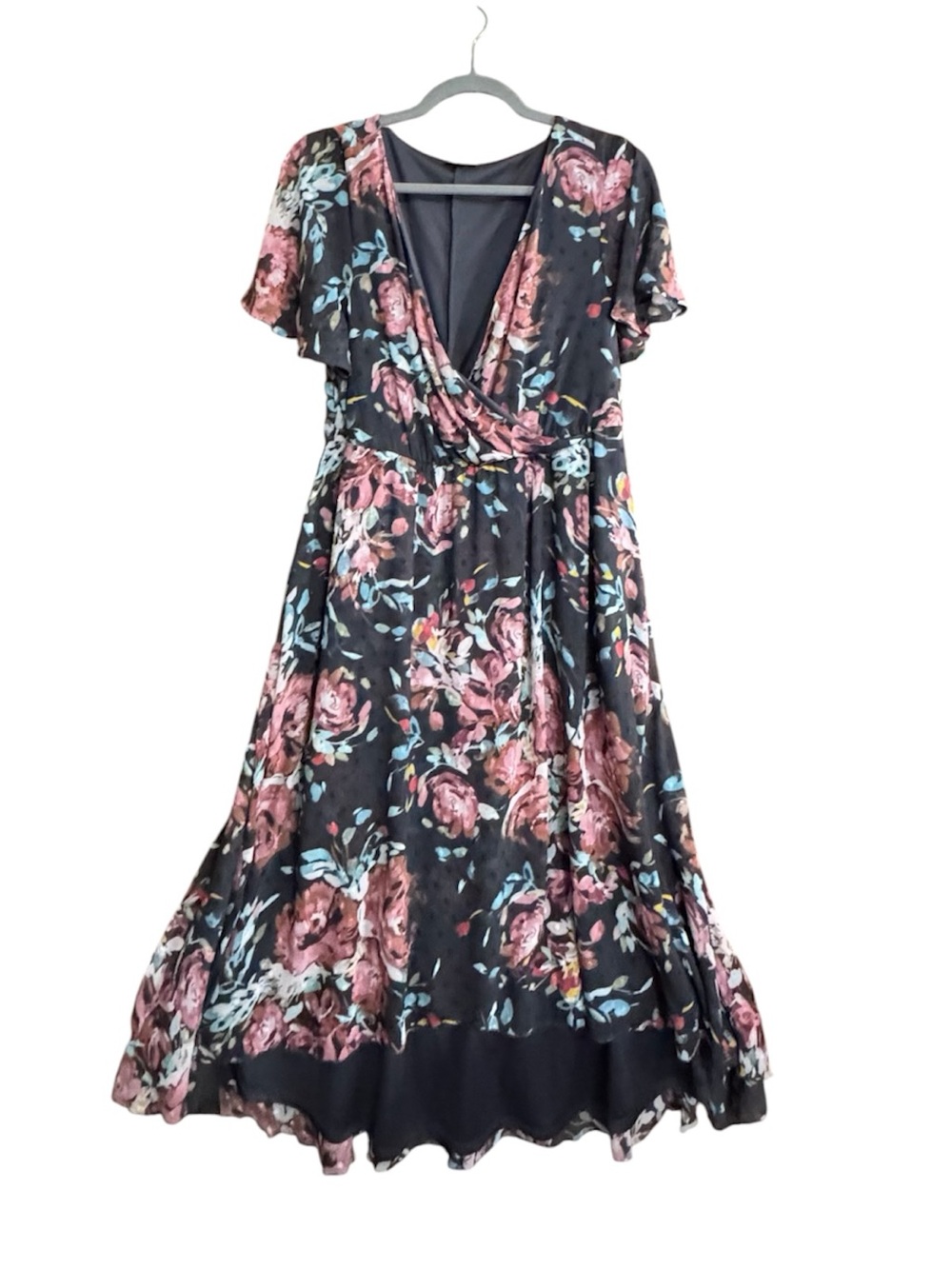 NWOT torrid Charcoal Maxi Dress with Pink Floral Print Sz 0 (12/14)